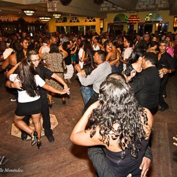 218754_208254645873287_7280211_o