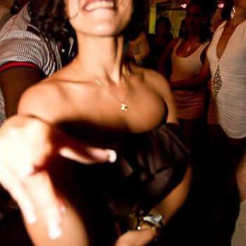 220341_208255085873243_5559038_o