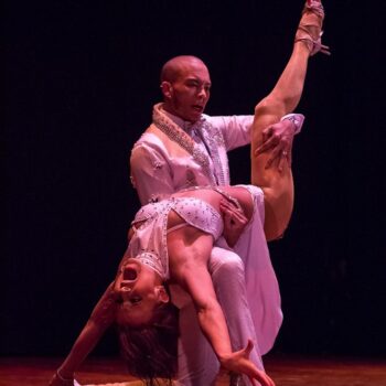 861228_659390990759648_888516530_o