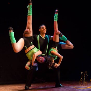 886452_658945820804165_1474846211_o